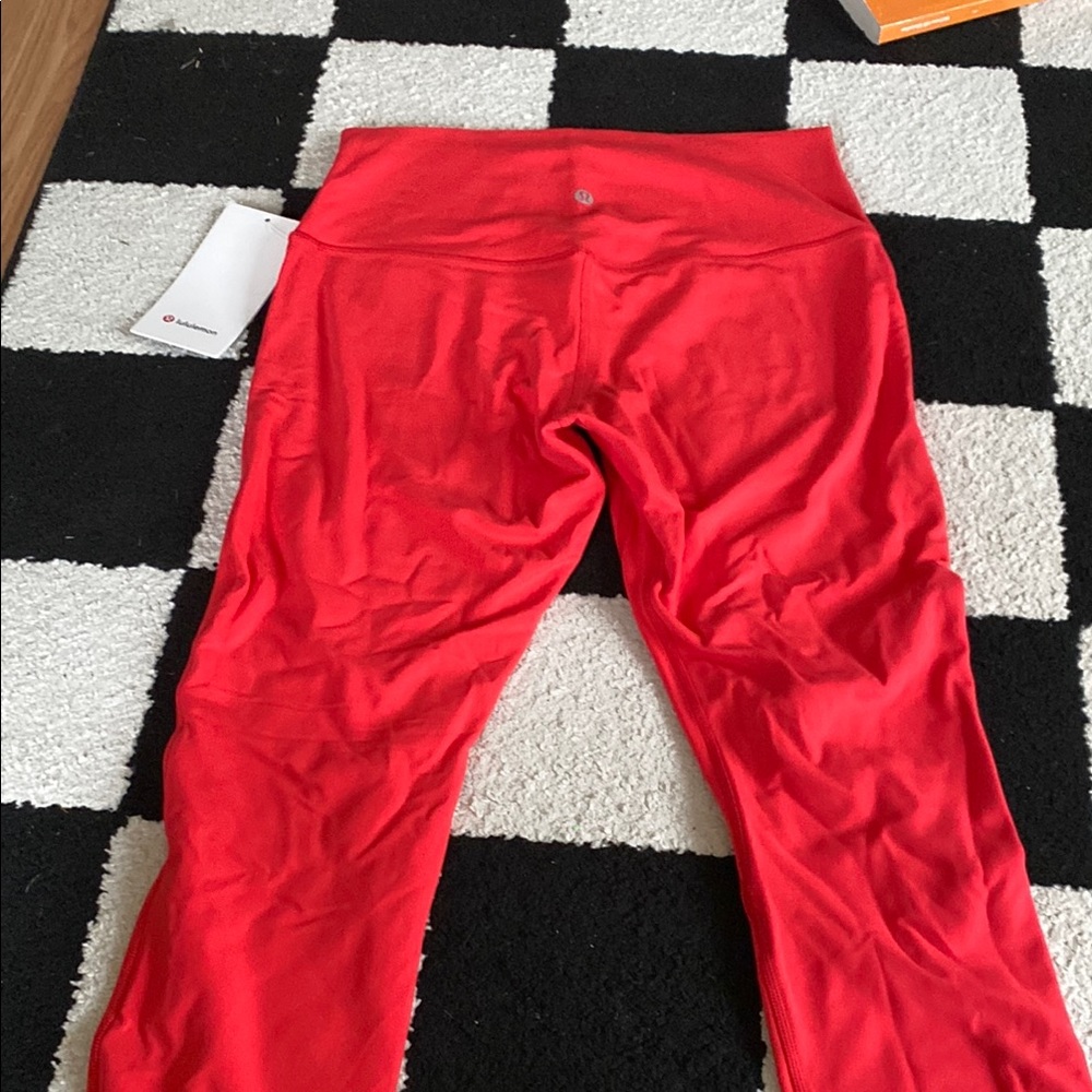 Lululemon Athletica Align HR Crop 21’ Leggings - Picture 5 of 5